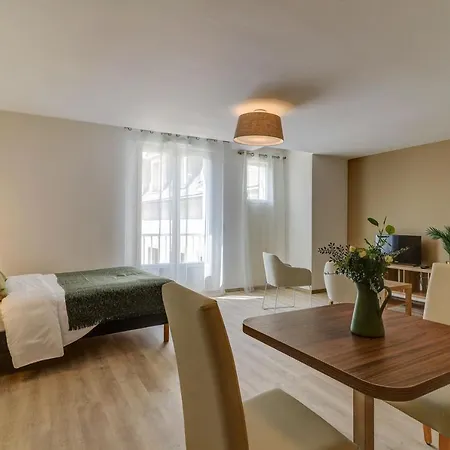 Ovelia - Le Courtille Ste-marthe *