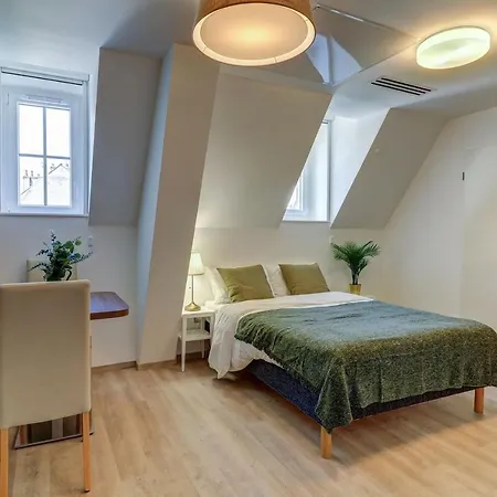 Ovelia - Le Courtille Ste-marthe شقة