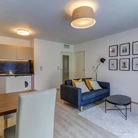 Ovelia - Le Courtille Ste-marthe Апартаменты *