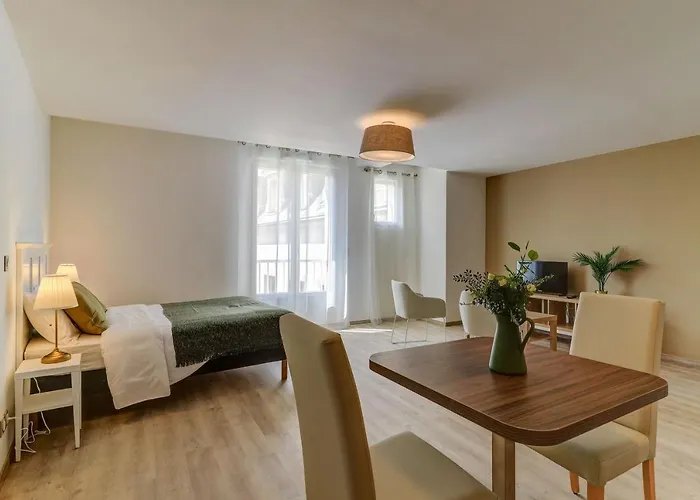 Ovelia - Le Courtille Ste-marthe *